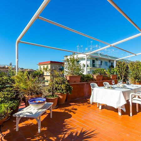 Terrazza 30 By Napoliapartments Nápoles Exterior foto