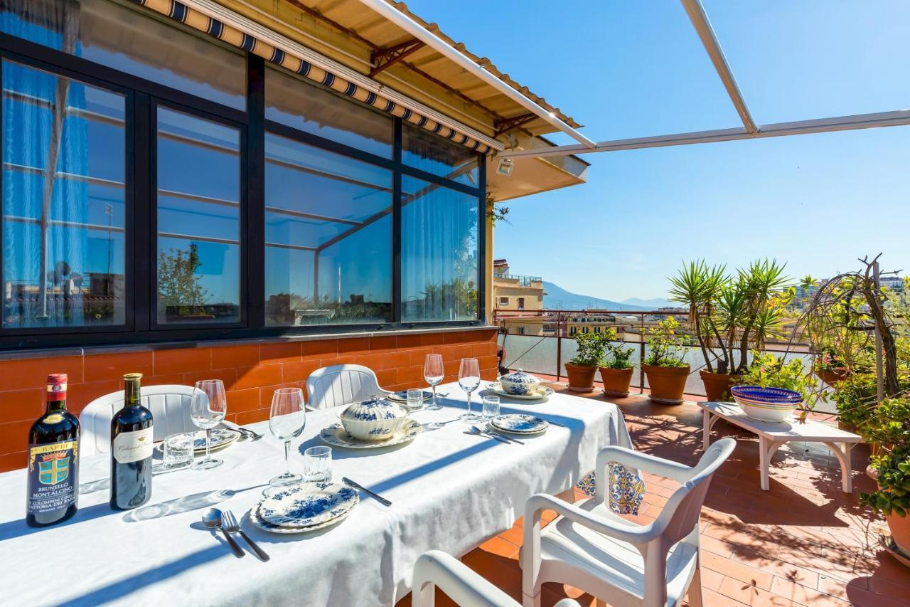 Terrazza 30 By Napoliapartments Nápoles Exterior foto